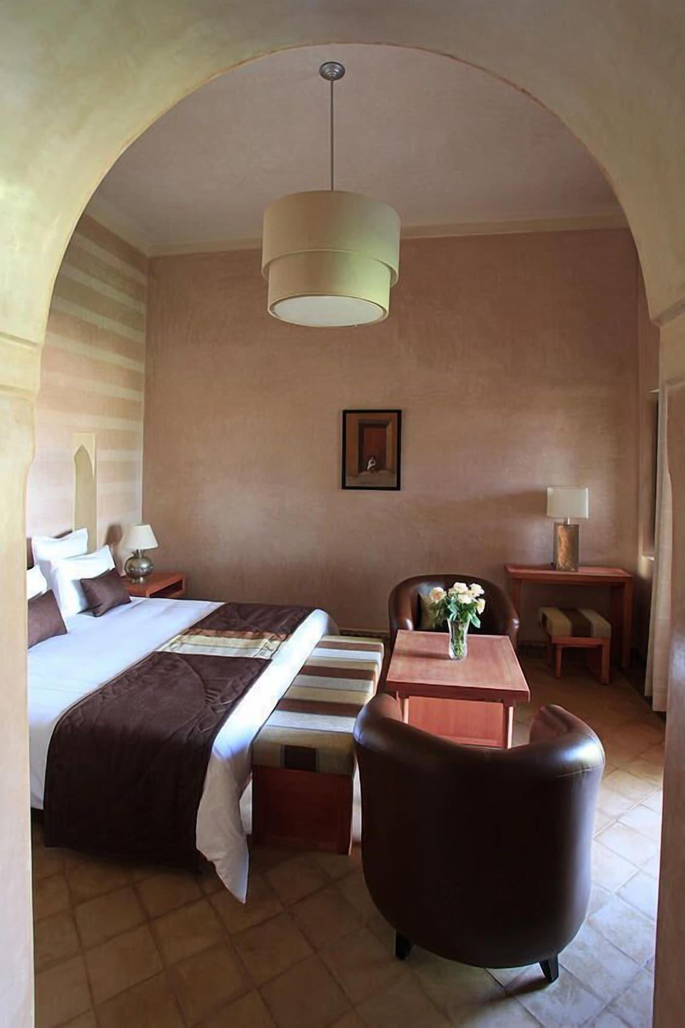 Dar Layyina Hotel Chwiter Kültér fotó
